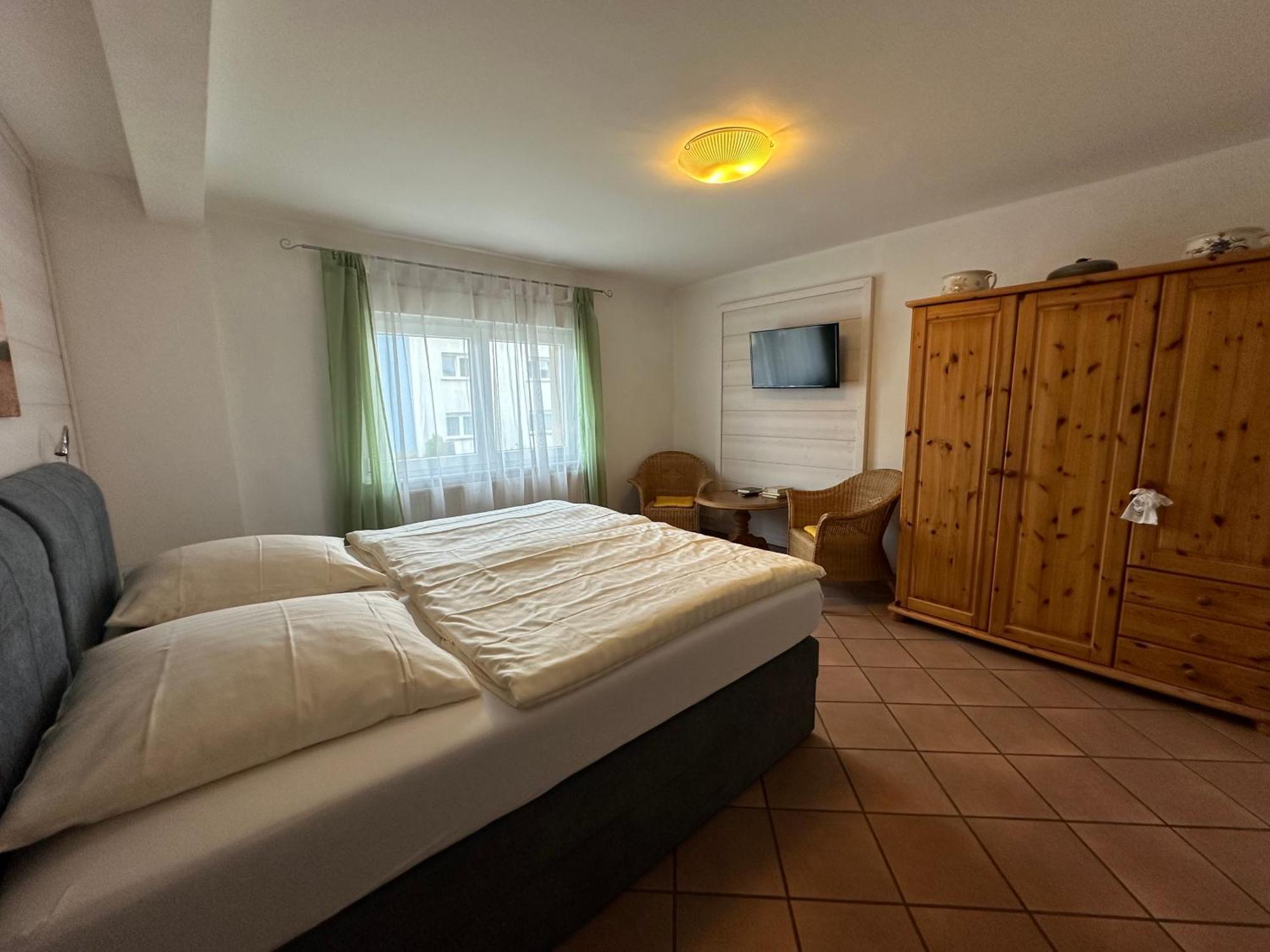 Pension Schramm Karlsruhe Esterno foto